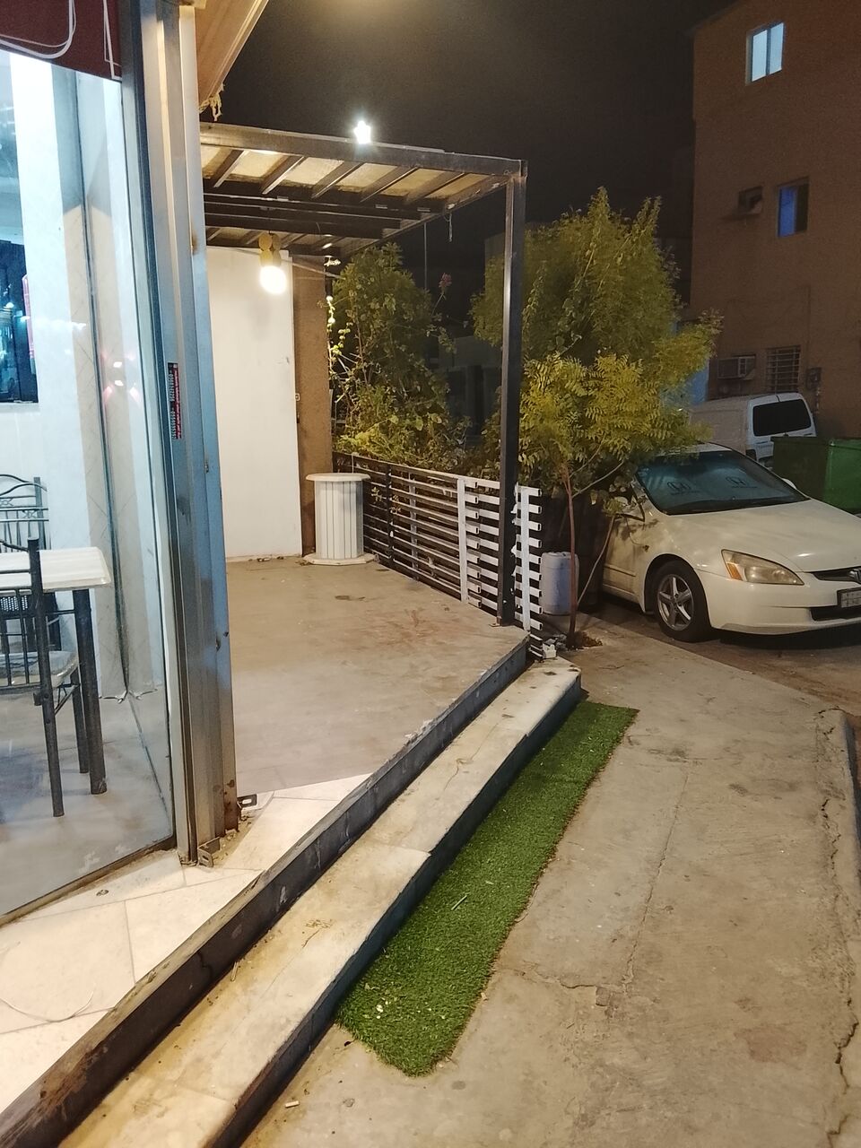 Khobar, Businesses For Sale, Ready Setup (Broasted Restaurant)