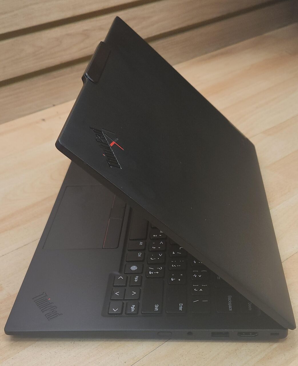 Riyadh, Computers, SAR 5999,  Lenovo X1 Carbon Ultra 7 32gb 1tb