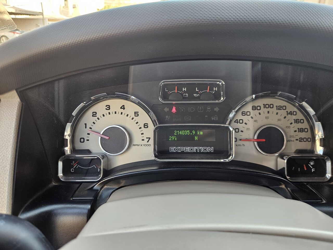 Jubail, Vehicles, Cars & Trucks , SAR 42000,  Ford Expedition,  2013,  Automatic,  215000 KM,    SAR 42000