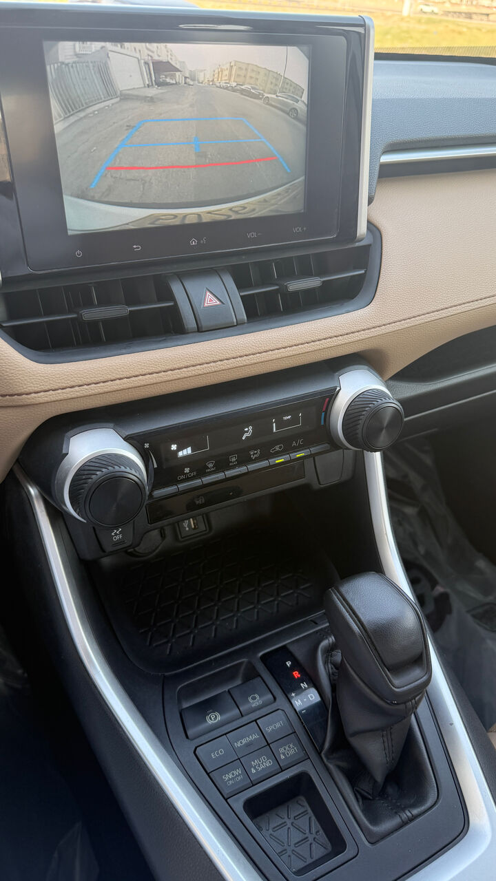 Dammam, Vehicles, Cars & Trucks , SAR 73000,  Toyota RAV4,  2023,  Automatic,  219000 KM,    (4WD)