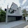 THB 195000,  81 Sq. Feet,  ให้เช่าบ้านเดี่ยว 3 ชั้น 421 ตรม 4 ห้องนอน