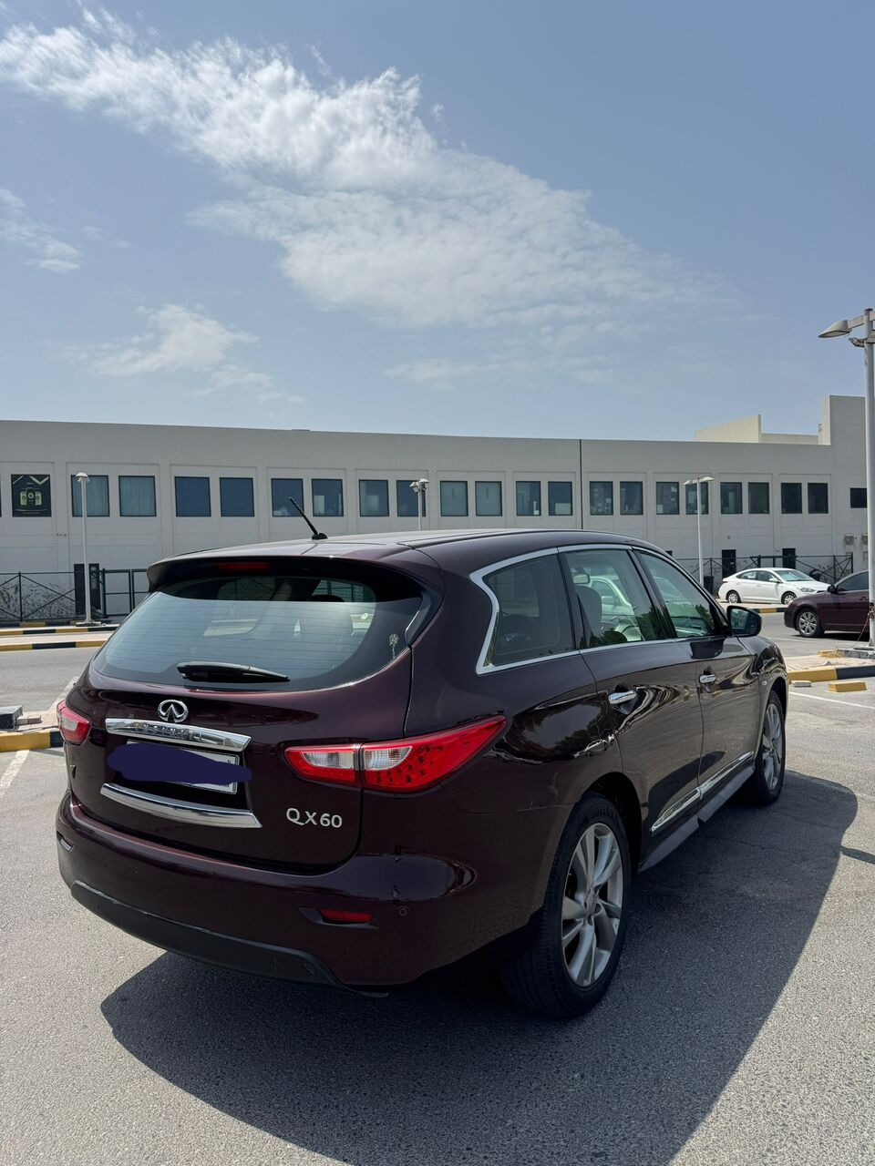 Manama, Vehicles, Cars & Trucks , BHD 3400,  2015 Infiniti QX60 3.5L V6 &ndash; 7 Seater &ndash; Full Option,  2015,  Automatic,  173000 KM,