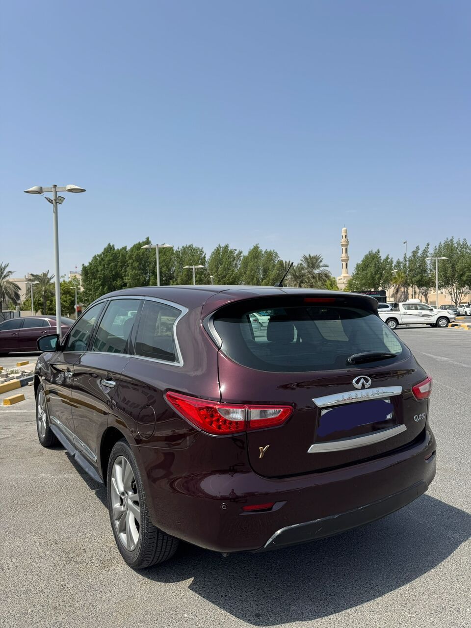 Manama, Vehicles, Cars & Trucks , BHD 3400,  2015 Infiniti QX60 3.5L V6 &ndash; 7 Seater &ndash; Full Option,  2015,  Automatic,  173000 KM,
