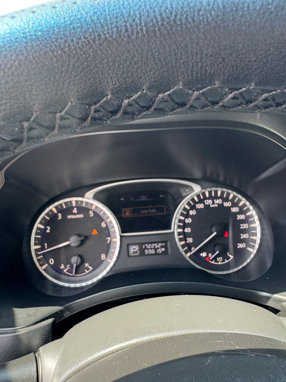 Manama, Vehicles, Cars & Trucks , BHD 3400,  2015 Infiniti QX60 3.5L V6 &ndash; 7 Seater &ndash; Full Option,  2015,  Automatic,  173000 KM,