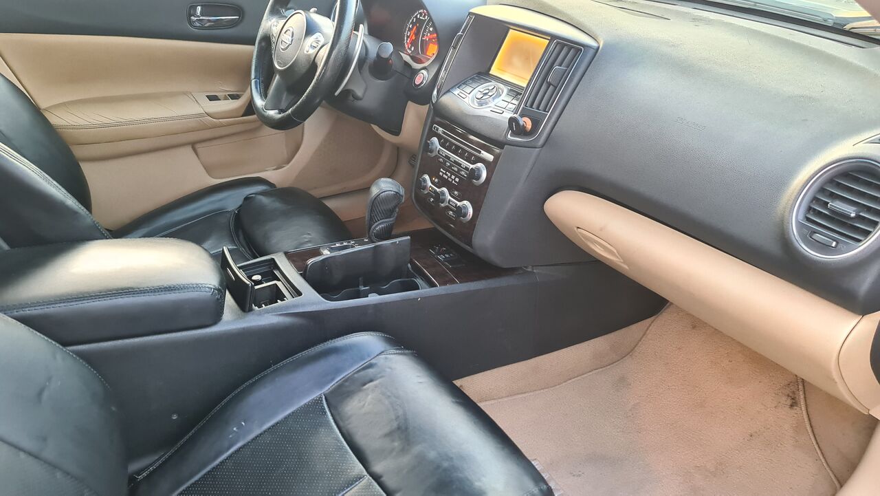 Juffair, Vehicles, Cars & Trucks , BHD 1250,  Nissan Maxima,  2011,  Automatic,  273 KM,   Full Option Instalments Option Available