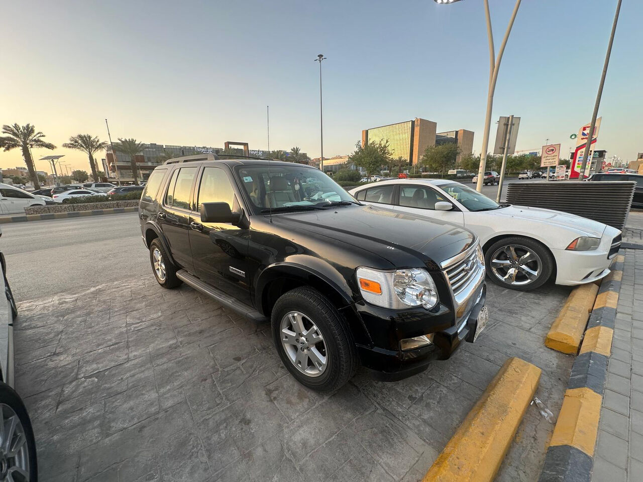 Al Murabba, Vehicles, Cars & Trucks , SAR 20000,  Ford Explorer,  2008,  Automatic,  322 KM,