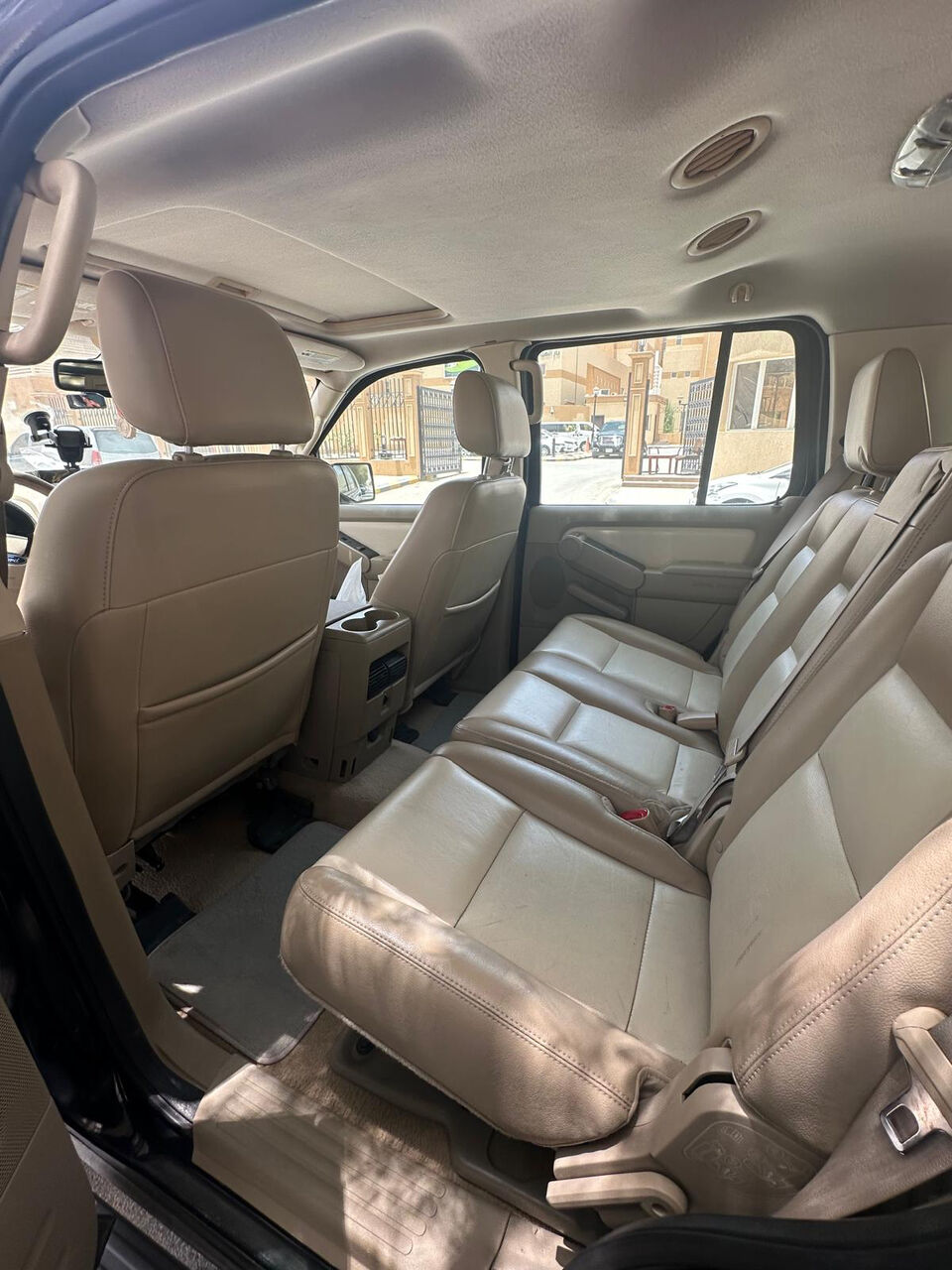 Al Murabba, Vehicles, Cars & Trucks , SAR 20000,  Ford Explorer,  2008,  Automatic,  322 KM,