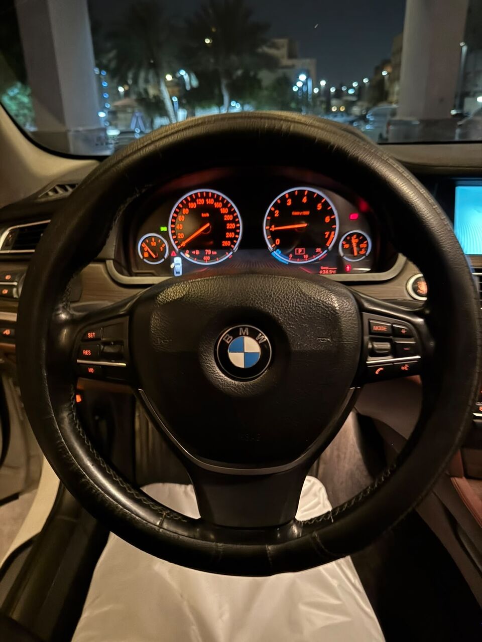 Jeddah, Vehicles, Cars & Trucks , SAR 29000,  Bmw 740,  2011,  Automatic,  250000 KM,  Li Six Cylinders Turbo Price Negotiable