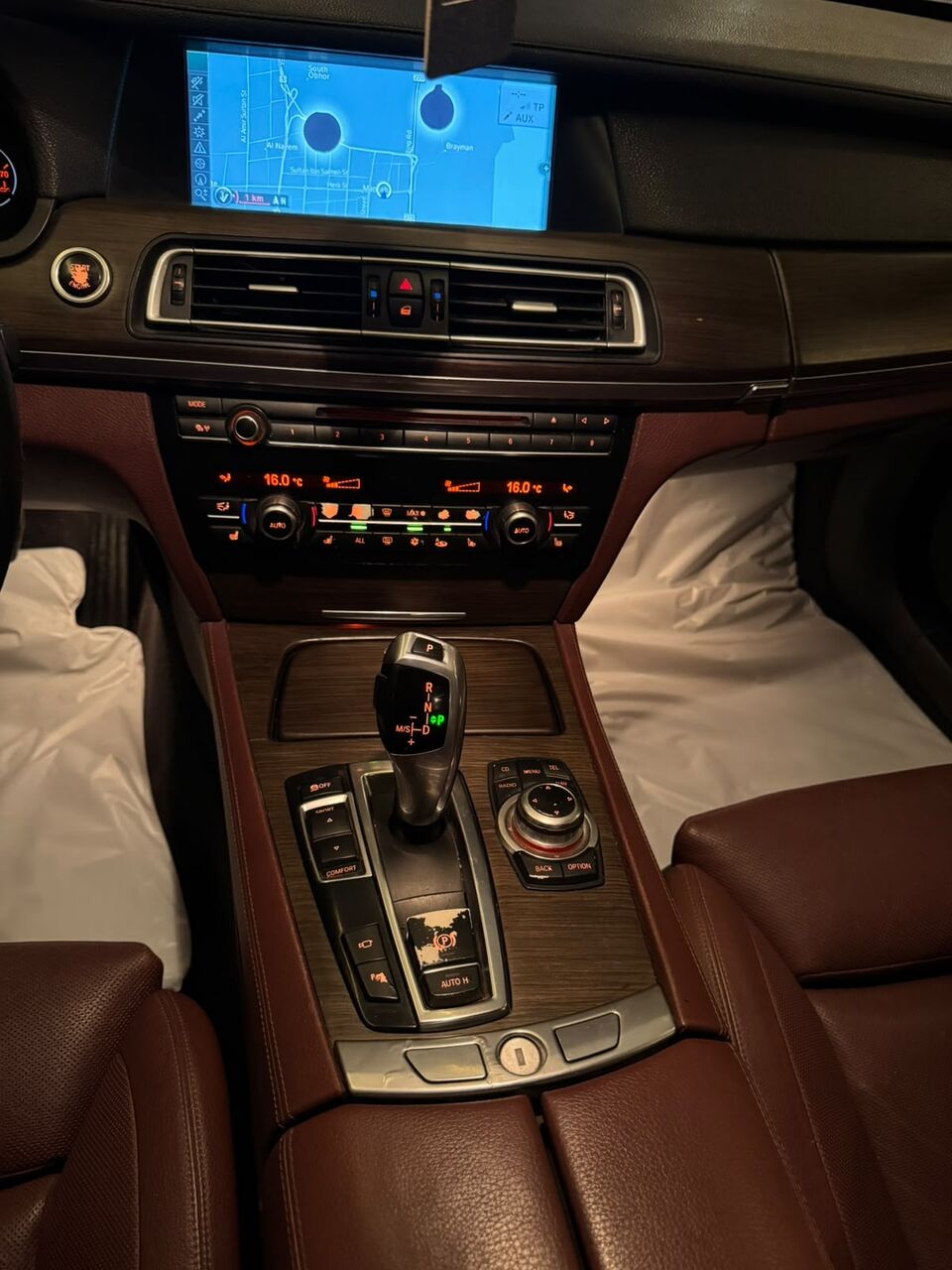 Jeddah, Vehicles, Cars & Trucks , SAR 29000,  Bmw 740,  2011,  Automatic,  250000 KM,  Li Six Cylinders Turbo Price Negotiable