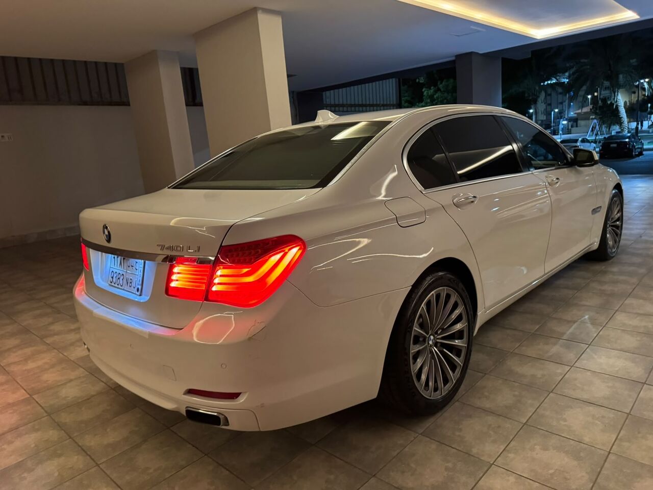 Jeddah, Vehicles, Cars & Trucks , SAR 29000,  Bmw 740,  2011,  Automatic,  250000 KM,  Li Six Cylinders Turbo Price Negotiable
