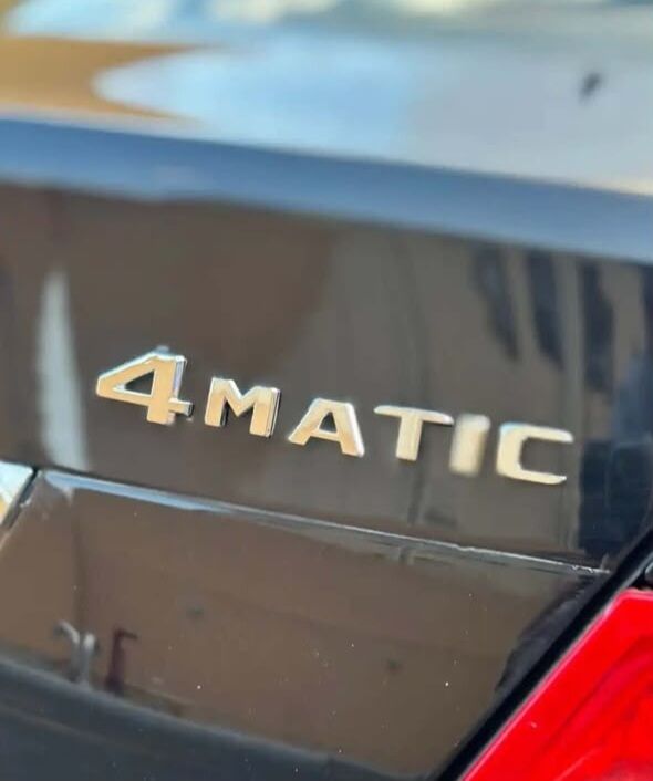Taif, Vehicles, Cars & Trucks , SAR 23000,  Mercedes-Benz C-Class,  2010,  Automatic,  304000 KM,  Mercedes Benz C300 Six Cylinders Panoramic Roof In Perfect Condition
