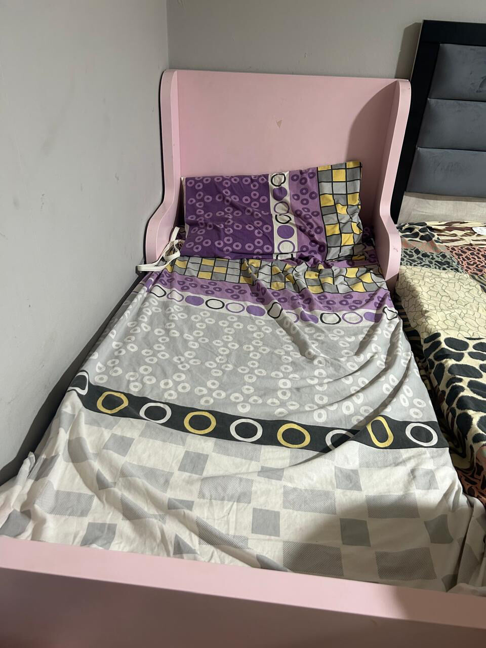 Al Malaz, Furniture, SAR 1000,  Furniture For Sale In Almalaz - 0506119448