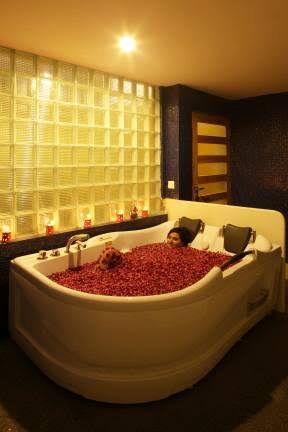 Ghaziabad, Travel, Manuallaya - The Resort Spa Manali Package 3 Nights PACKAGE CATEGORY : Honeymoon, Family