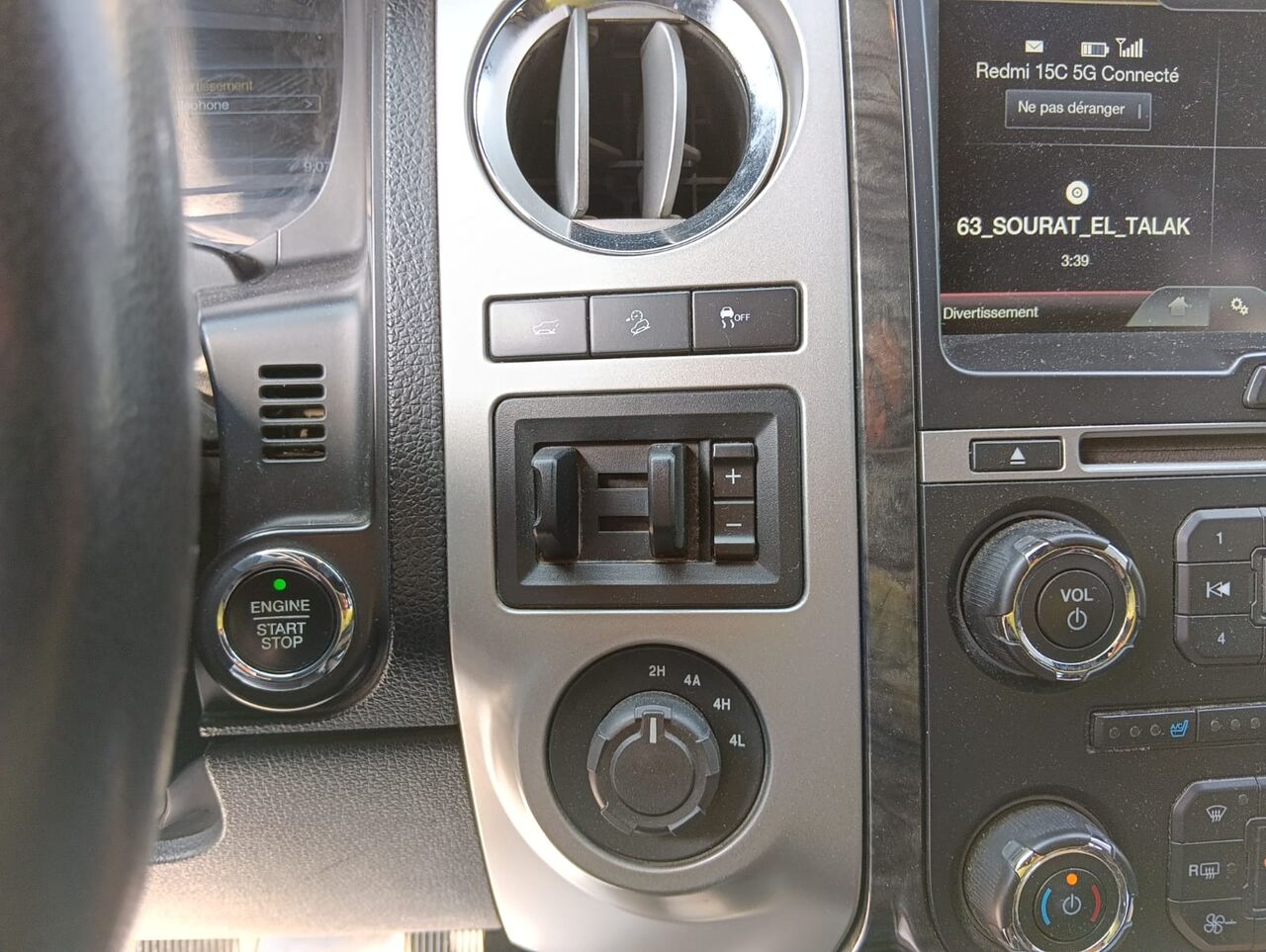Jeddah, Vehicles, Cars & Trucks , SAR 47000,  Ford Expedition Limited,  2015,  Automatic,  254000 KM,  Ford Expedition  Limited &ndash; 3.5L EcoBoost V6 &ndash; 4WD - 6-speed  Transmission