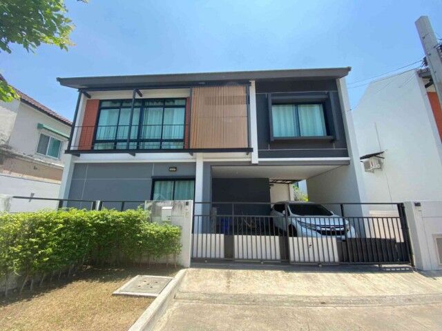 Bangkok, Real Estate For Sale, THB 5100000,  5 BR,  61 Sq. Feet,  ขาย/เช่า บ้านเดี่ยวหลังริมในโครงก