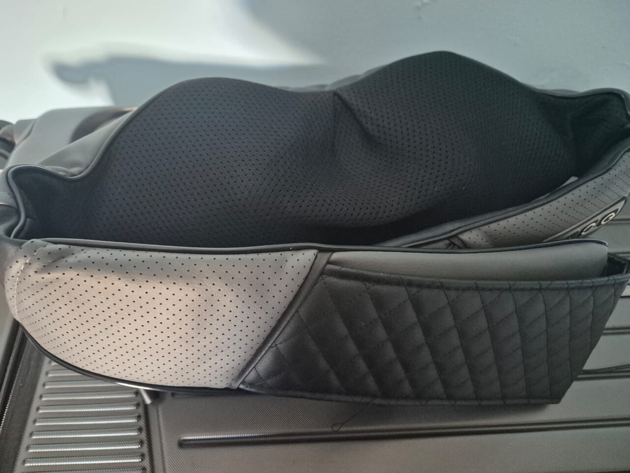Khobar, Health & Beauty Items, SAR 250,  MASSAGE DEVICE FOR NECK AND BOADY.