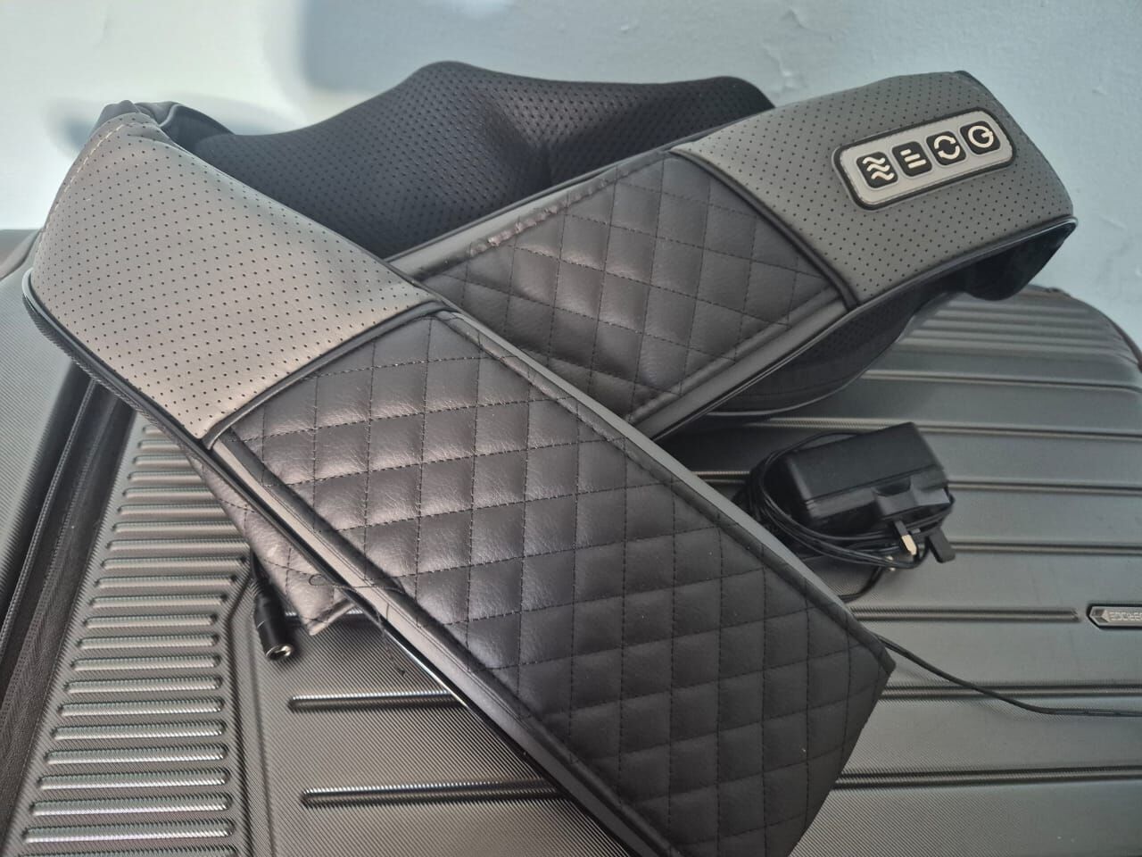 Khobar, Health & Beauty Items, SAR 250,  MASSAGE DEVICE FOR NECK AND BOADY.