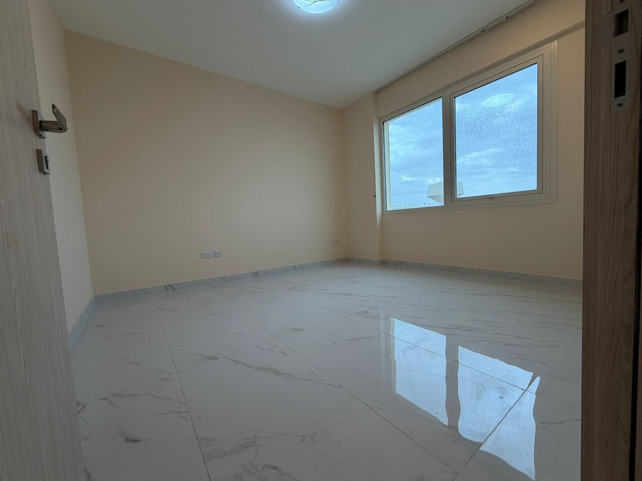 Sanad, Apartments, Flats, Houses & Villas, BHD 450/month,  3 BR,  SEMI-FURNISHED APARTMENT FOR RENT IN SANAD