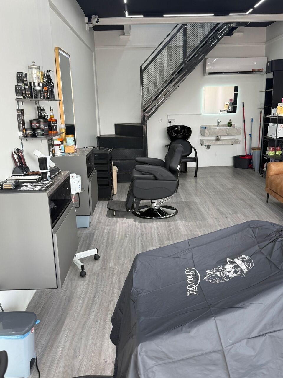 Budaiya, Apartments, Flats, Houses & Villas, BHD 6000/year,  2 BR,  FOR SALE:  Luxury Smart Men&rsquo;s Salon With Mezzanine Floor&ndash; Budaiya Highway