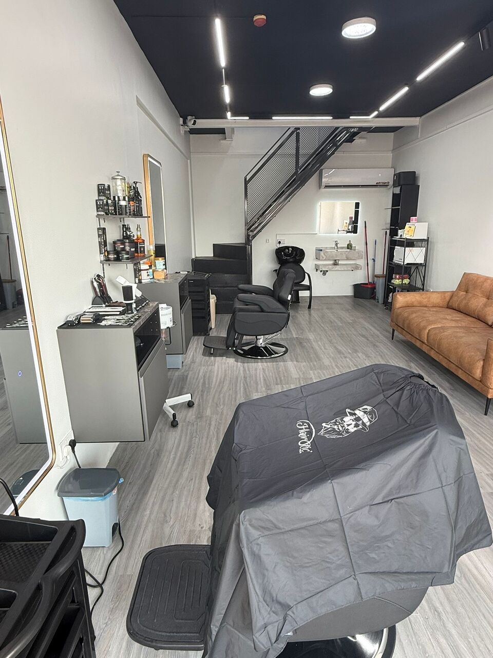 Budaiya, Apartments, Flats, Houses & Villas, BHD 6000/year,  2 BR,  FOR SALE:  Luxury Smart Men&rsquo;s Salon With Mezzanine Floor&ndash; Budaiya Highway