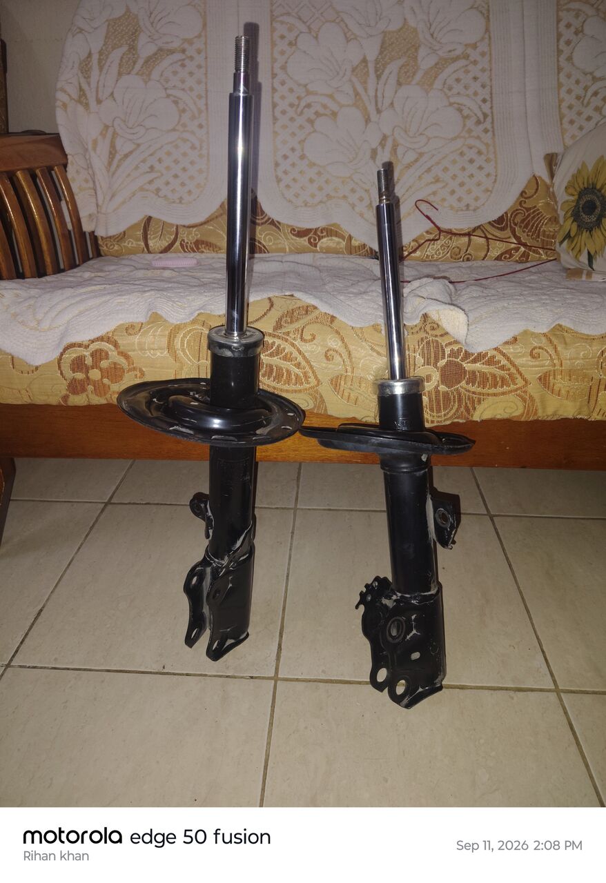 Al Adama, Items Wanted, Camry 2017 GL Used 80% Good Condition Shockobserver