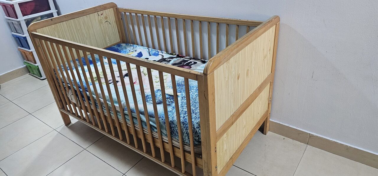 Tubli, Furniture, BHD 70,  3+ 2 Seater Sofa, Dinning Table And Crib