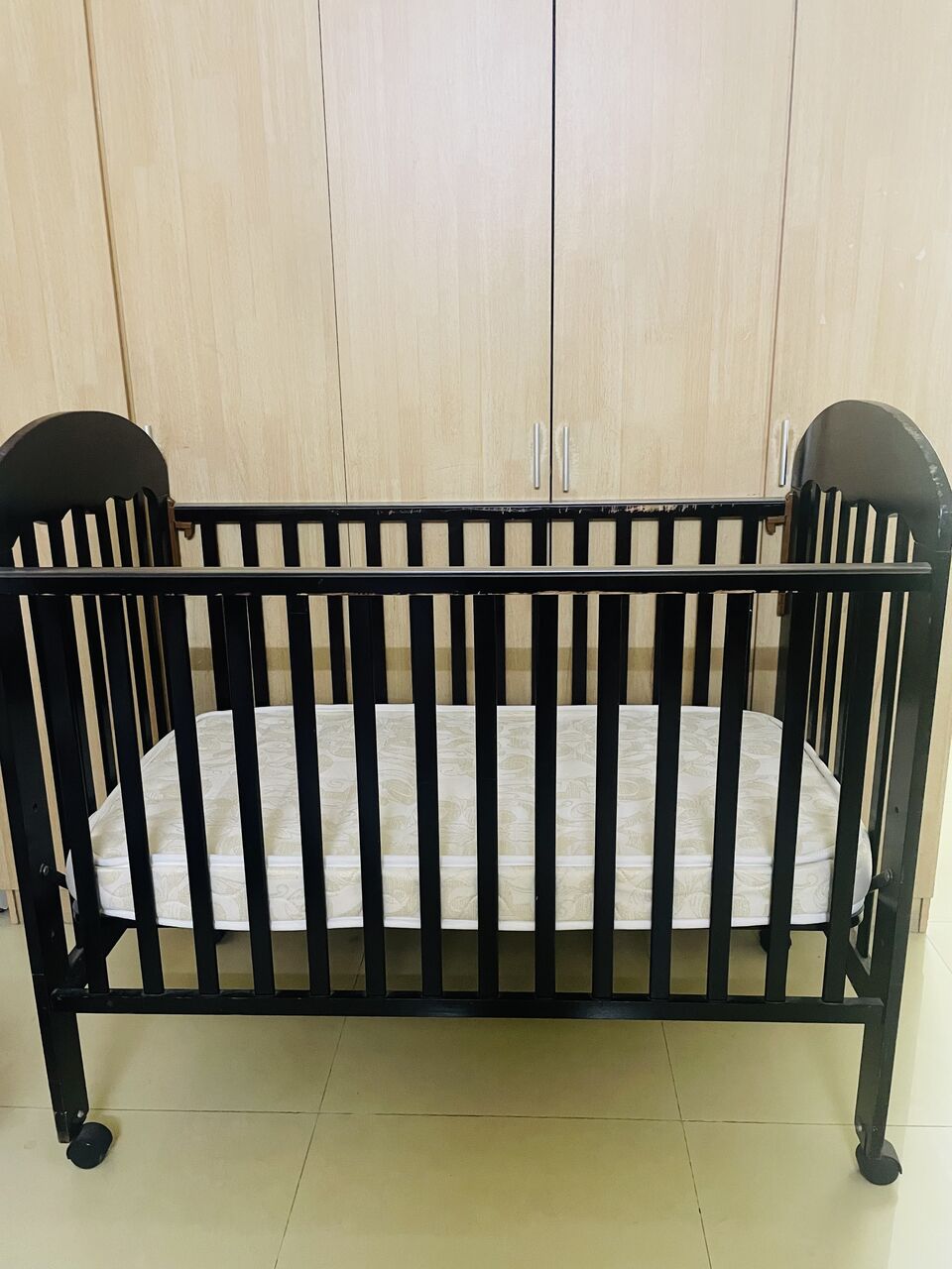 Sanabis, Baby & Kid Stuff, BHD 8,  Baby Brand New COT AND BED