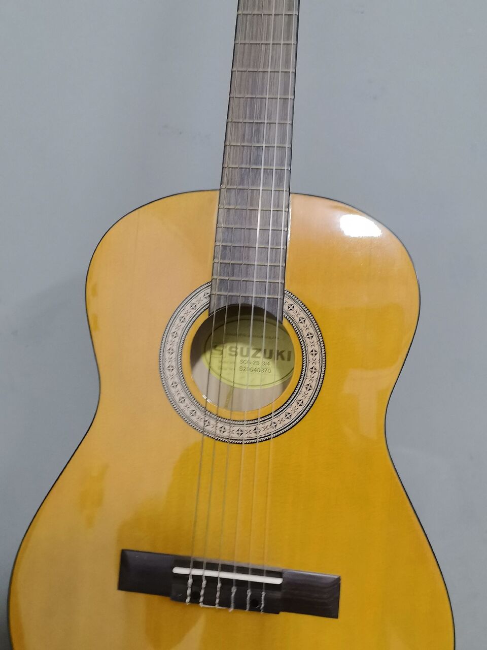 Jubail, Collectibles, SAR 250,  Suzuki Guitar