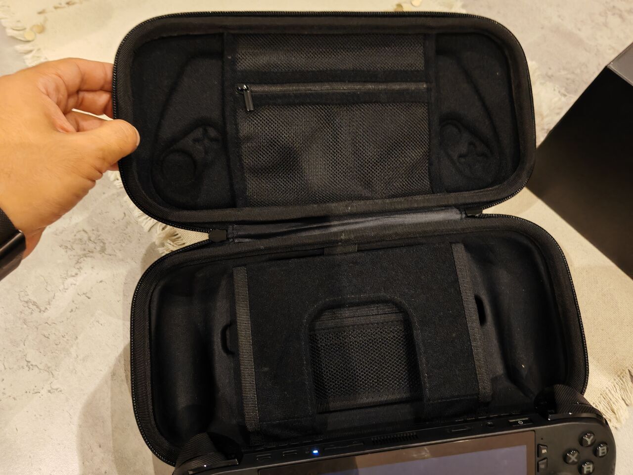 Jeddah, Video Games, SAR 3200,  Xbox Asus ROG Ally X