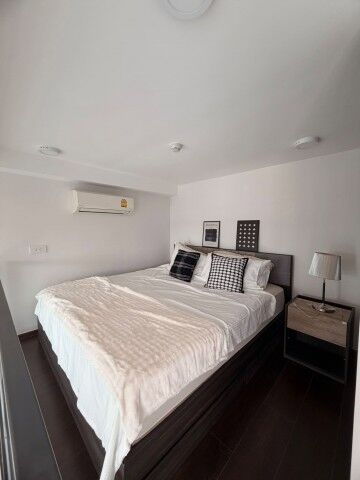 Bangkok, Villas, THB 27000,  41 Sq. Meter,  C Ekkamai Convenient Safe Nice 40th Floor BTS Ekkamai