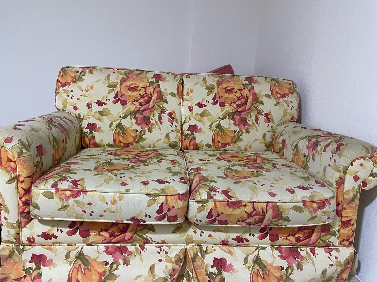 Khobar, Furniture, SAR 200,  🛋️ 2-Seater Sofas – 2 Different Colors | SAR 200 Each  Two 2-seater Sofas Available