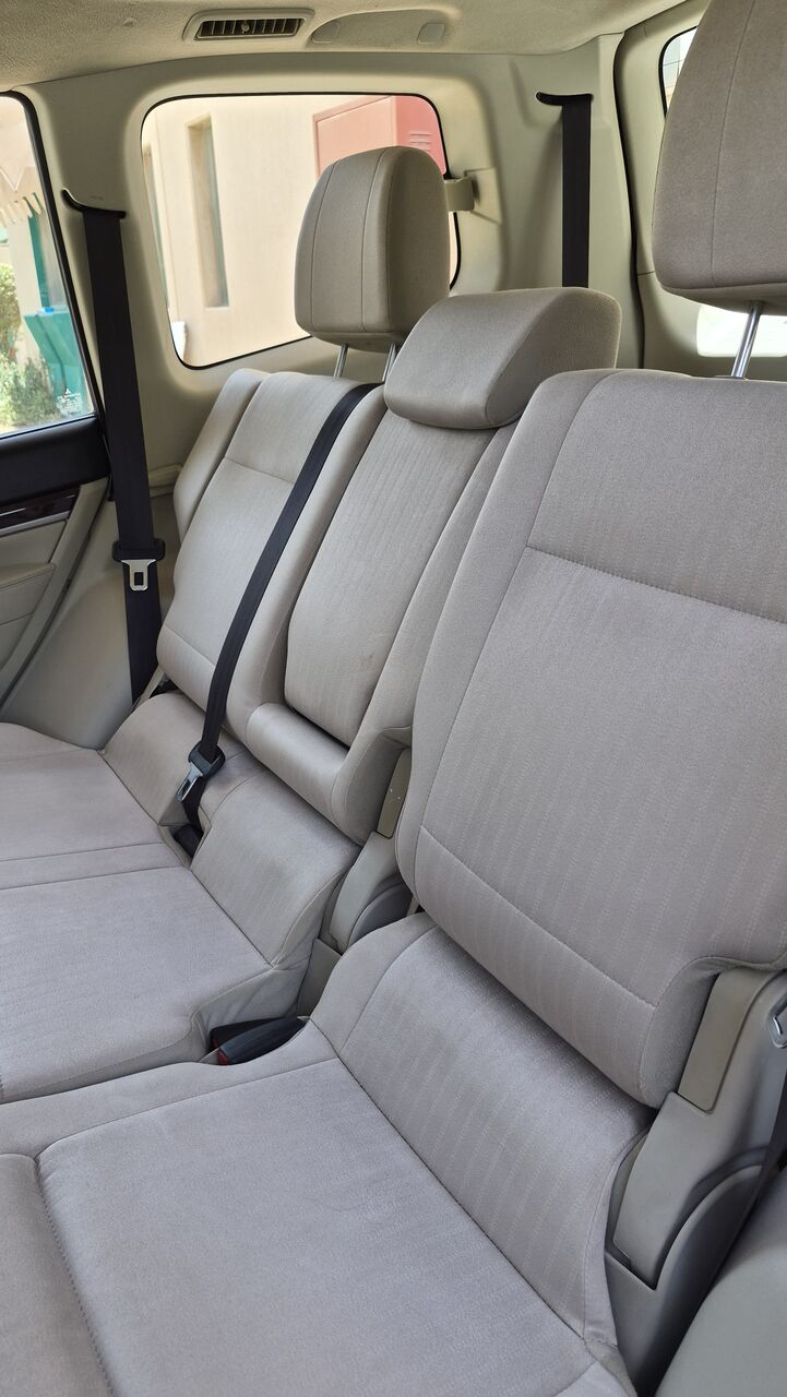 Riyadh, Vehicles, Cars & Trucks , SAR 60,  Mitsubishi Pajero,  2018,  Automatic,  120000 KM,   For Sale
