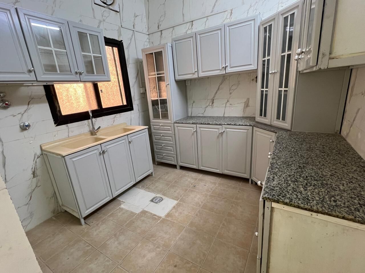 Riyadh, Apartments, Flats, Houses & Villas, SAR 37500/year,  3 BR,  54 Sq. Meter,  Family Flat Available Malaz, Omar Bin Khattab Street