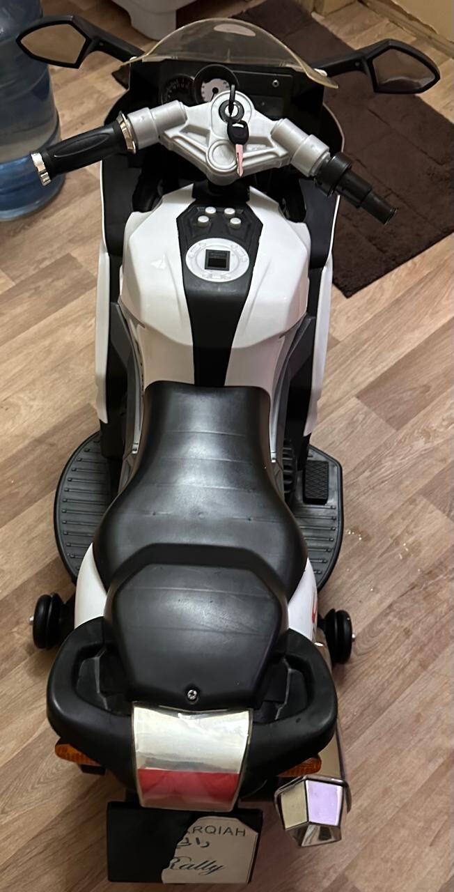 Riyadh, Toys & Games, SAR 300,  Kids Electric Ride-On Bike &ndash; Never Used- BMW-K1300s