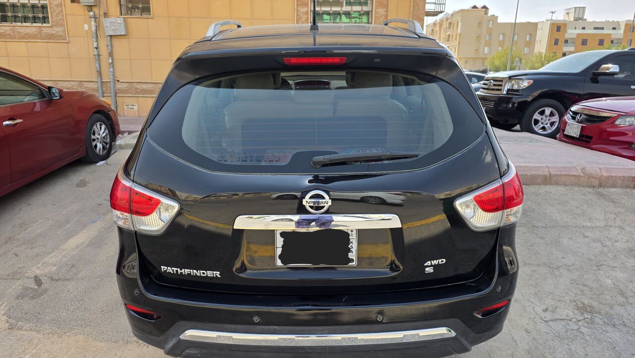 Riyadh, Vehicles, Cars & Trucks , SAR 38000,  Nissan Pathfinder,  2016,  Automatic,  173500 KM,  SL Full Option