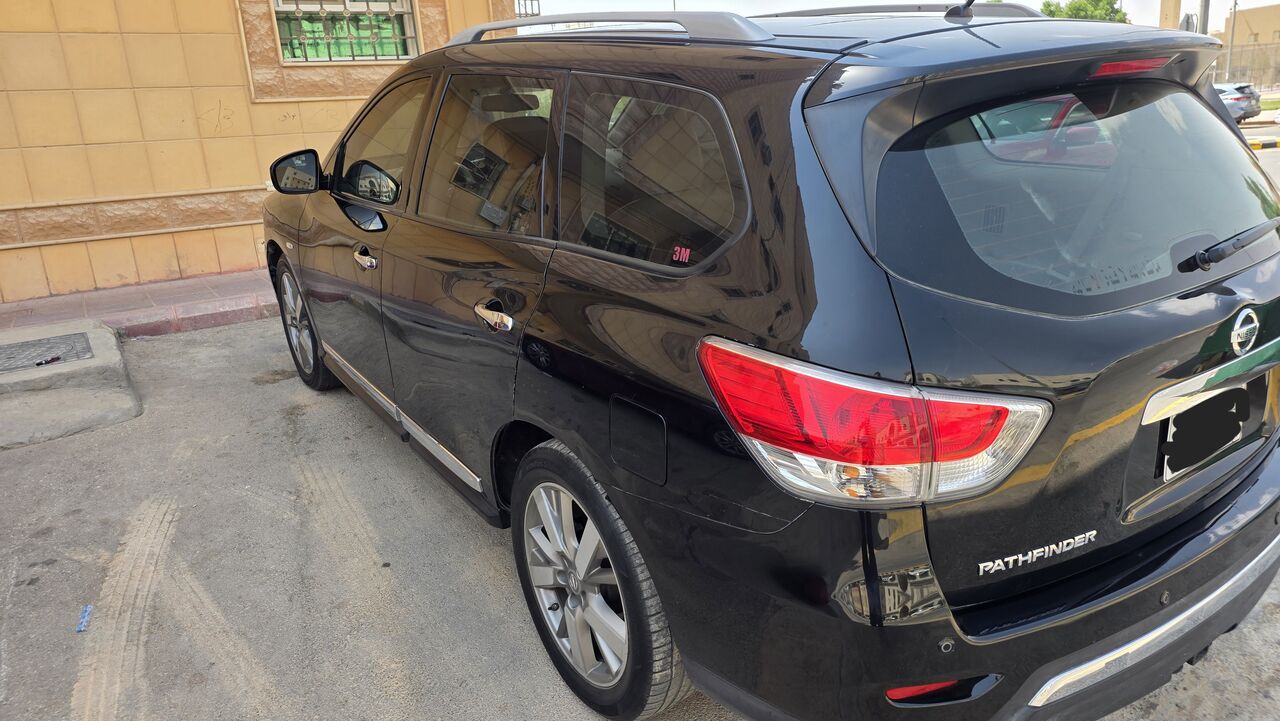 Riyadh, Vehicles, Cars & Trucks , SAR 38000,  Nissan Pathfinder,  2016,  Automatic,  173500 KM,  SL Full Option