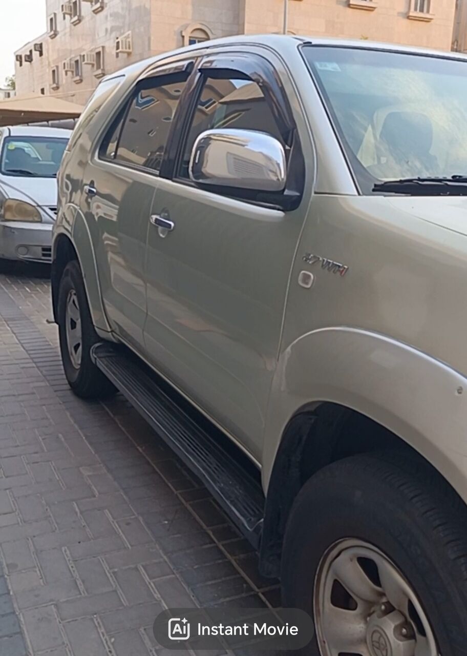 Jeddah, Vehicles, Cars & Trucks , SAR 38000,  Toyota Fortuner,  2011,  Automatic,  300 KM,   -