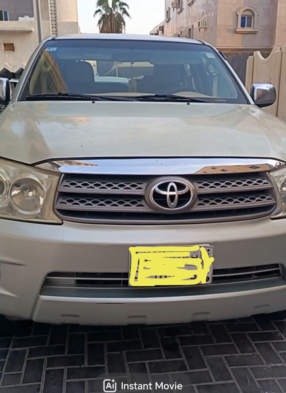 Jeddah, Vehicles, Cars & Trucks , SAR 38000,  Toyota Fortuner,  2011,  Automatic,  300 KM,   -