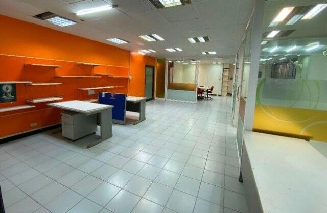 Bangkok, Real Estate For Sale, THB 6000000,  1 BR,  90 Sq. Feet,  ขายออฟฟิศ บางนา Country Complex ขนาดพื้นที่ 178.89 ตร.