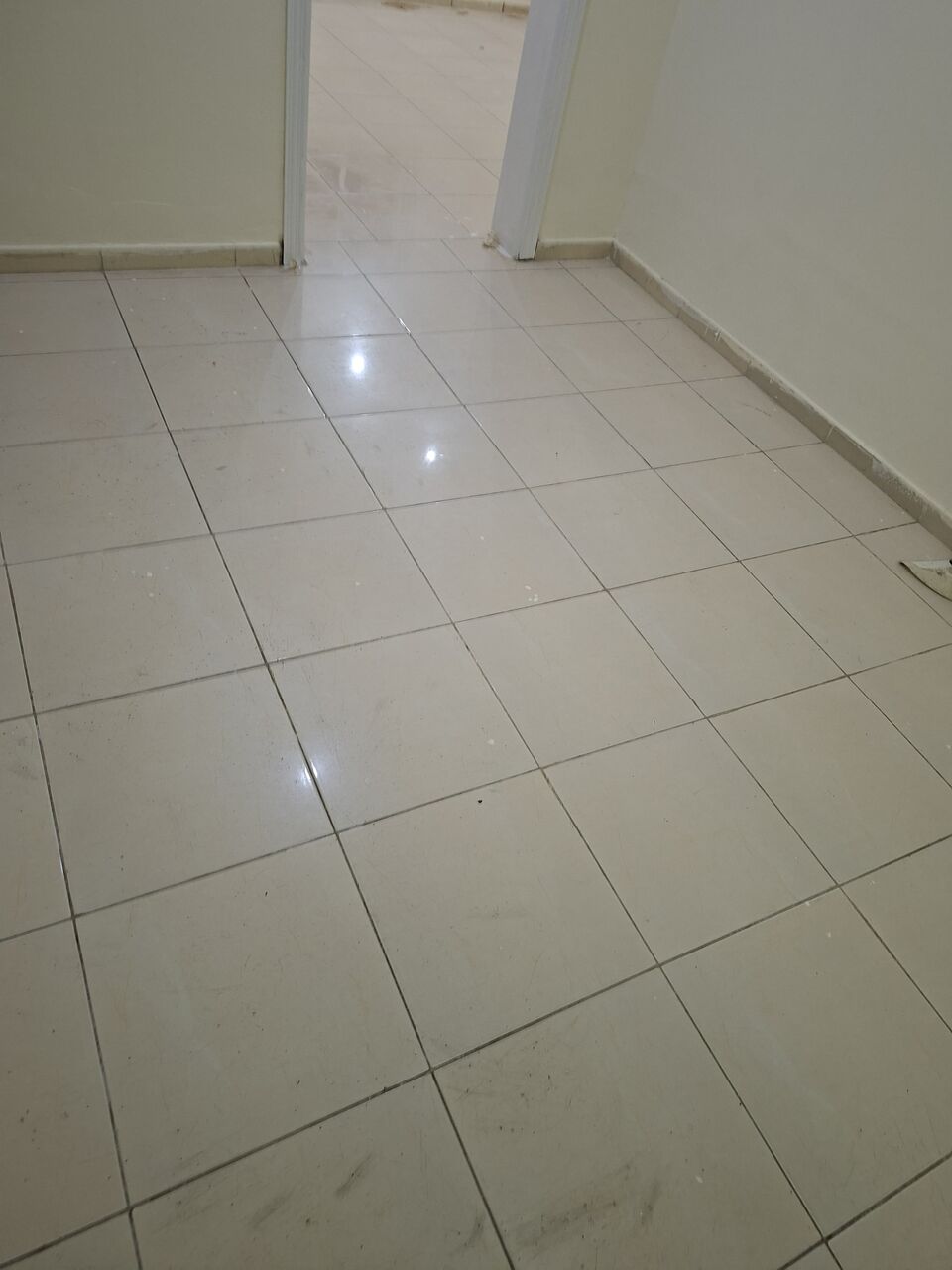 Jeddah, Apartments, Flats, Houses & Villas, SAR 800/month,  1 BR,  One Room For Rent 800 .for 3 Person Mervha Jeddah