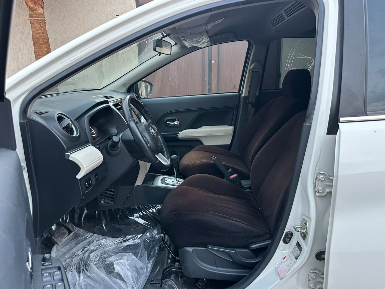 Riyadh, Vehicles, Cars & Trucks , SAR 59000,  Toyota Rush,  2023,  Automatic,  113000 KM,    For Sales (original Paint) For Sales Family Used 7seats Car
