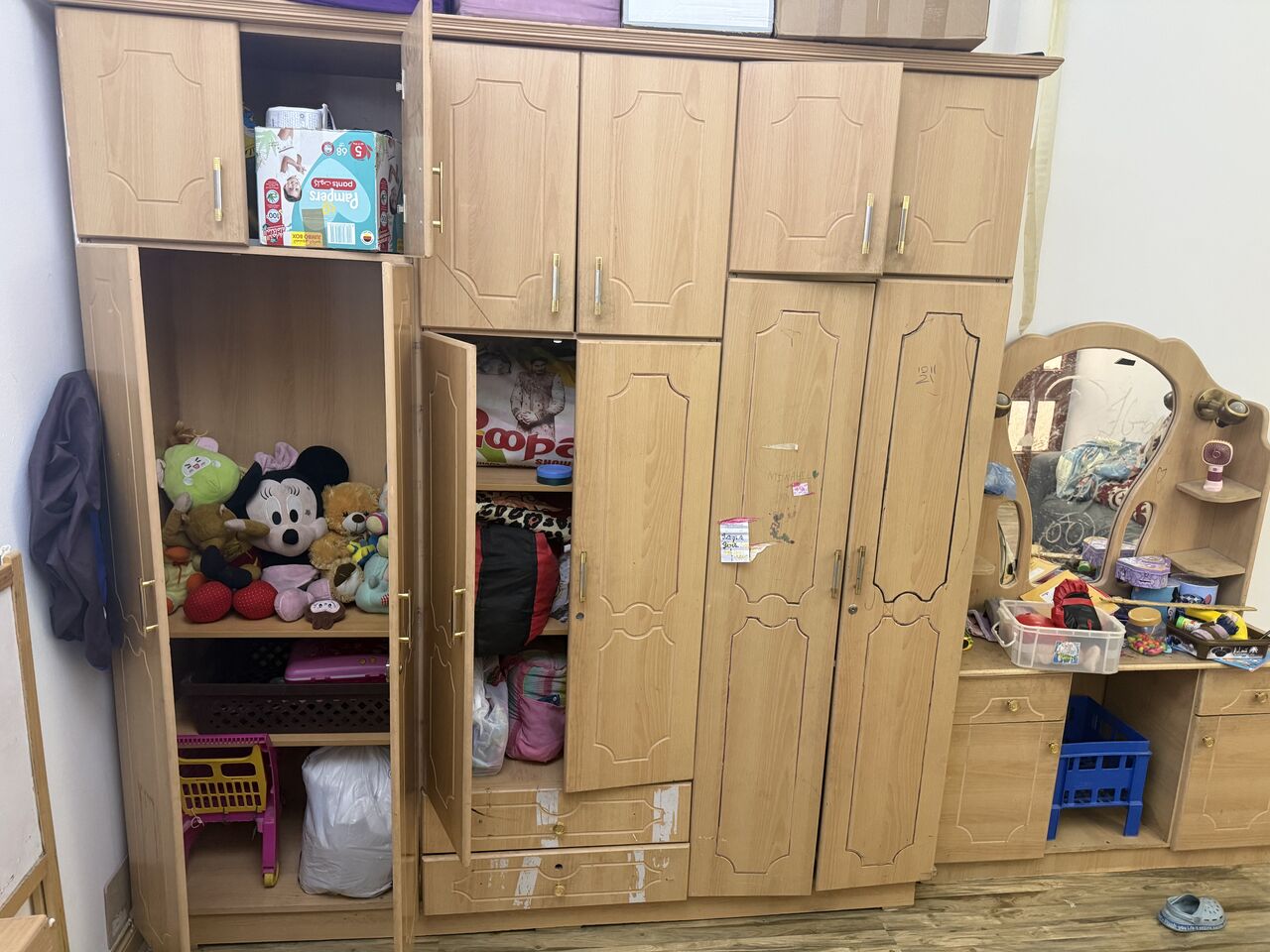 Riyadh, Furniture, SAR 90,  Wooden Bedroom Wardrobe And Dressing Table