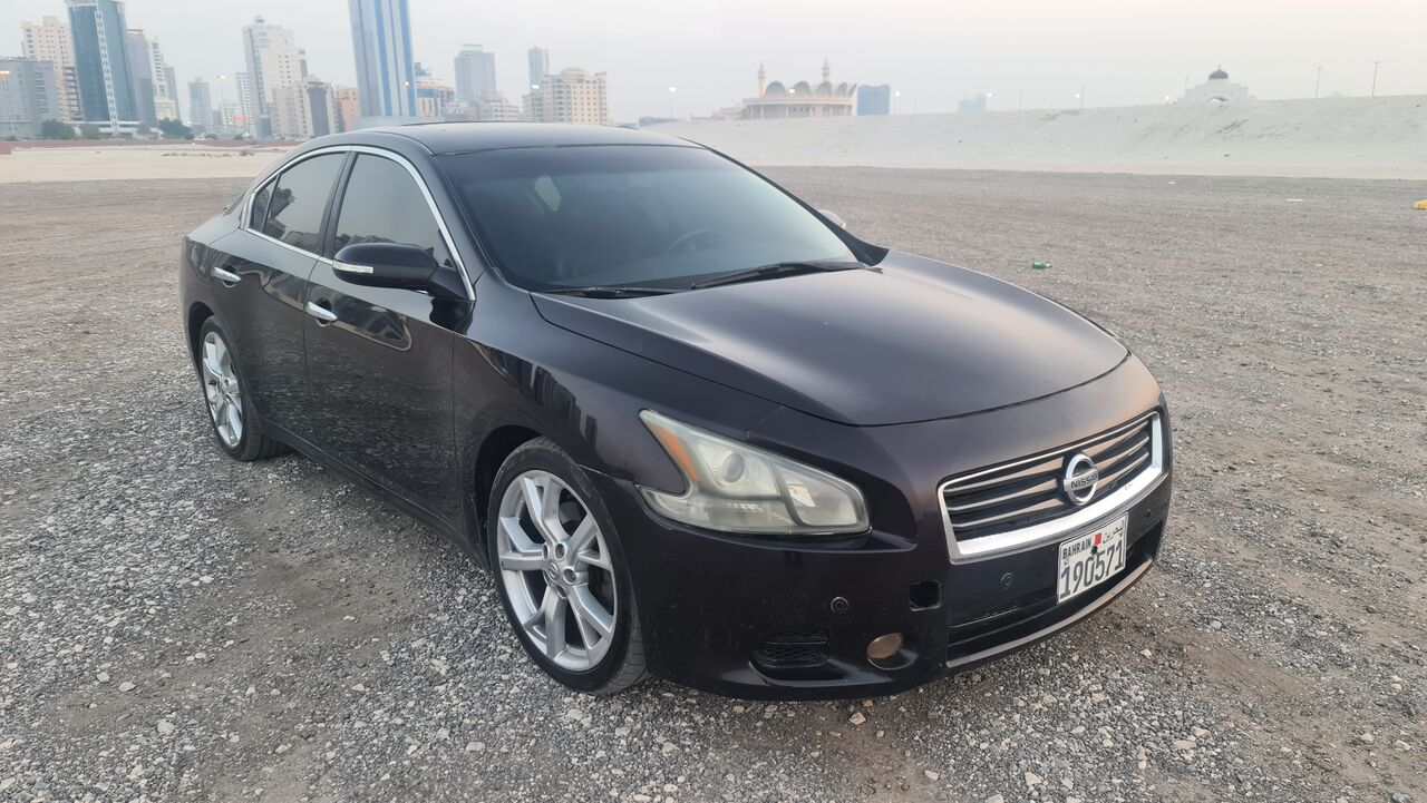 Juffair, Vehicles, Cars & Trucks , BHD 1650,  Nissan Maxima,  2013,  Automatic,  188000 KM,    Instalments Option Available