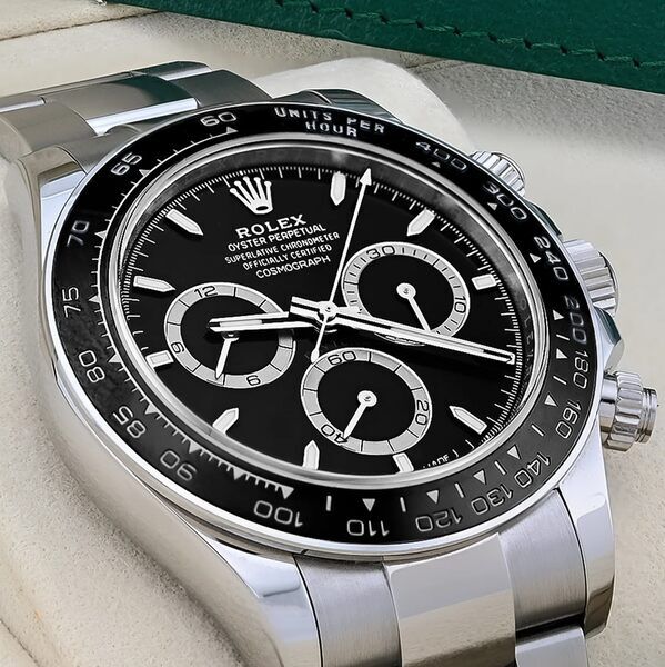 New York, Business, Rolex & Cartier Diamond Watches For Men And Women, Iced Out