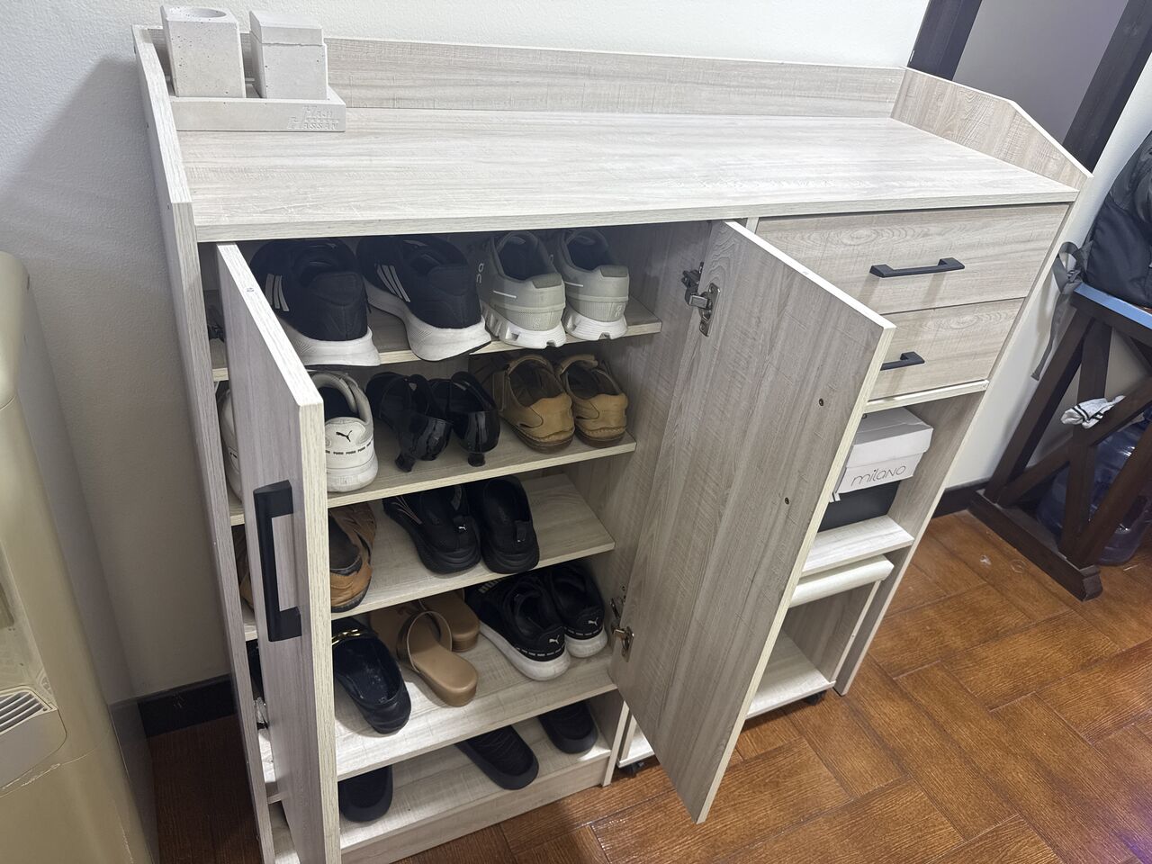 Juffair, Furniture, BHD 15,  24 Pair Shoe Cabinet