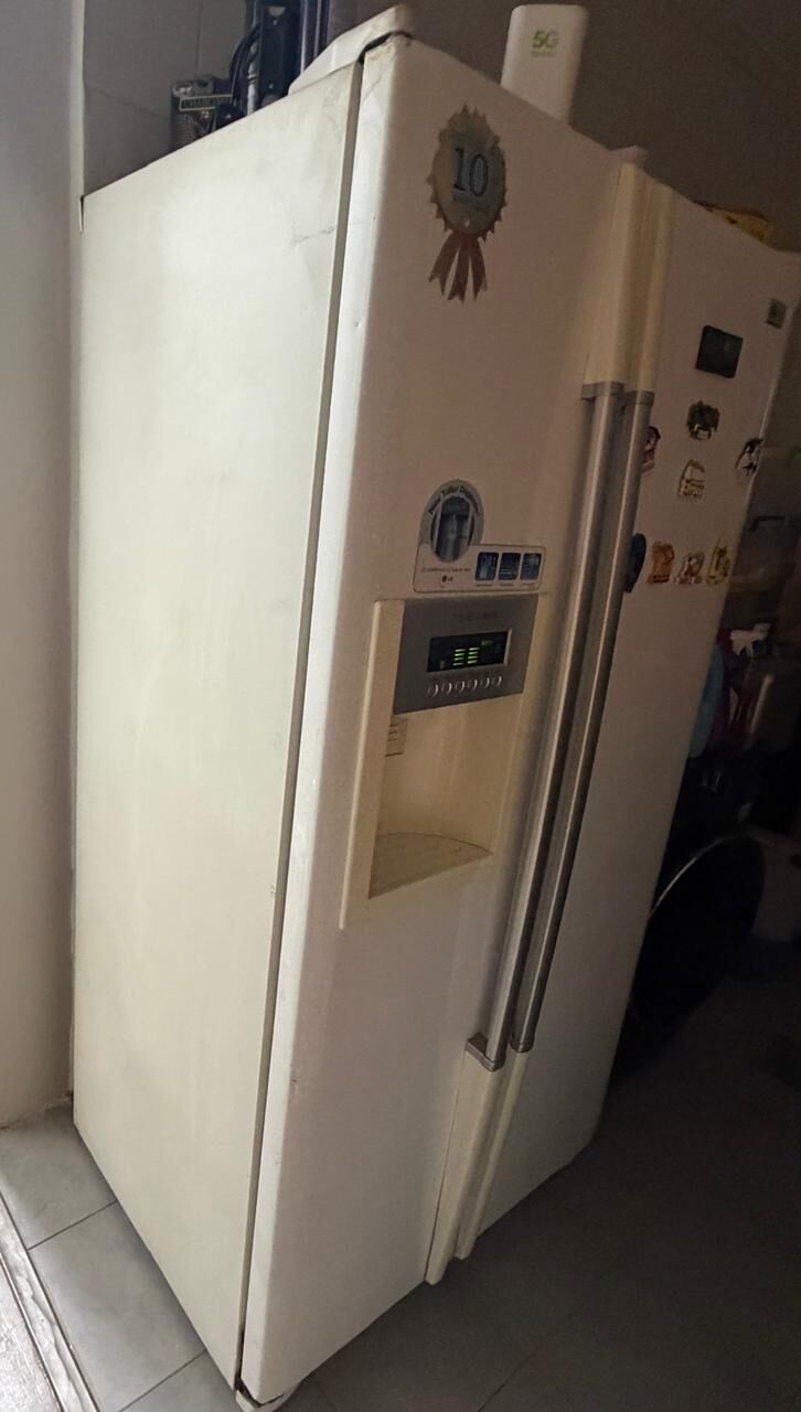 Riyadh, Appliances, SAR 1500,  LG Refrigerator For Sale &ndash; Good Condition
