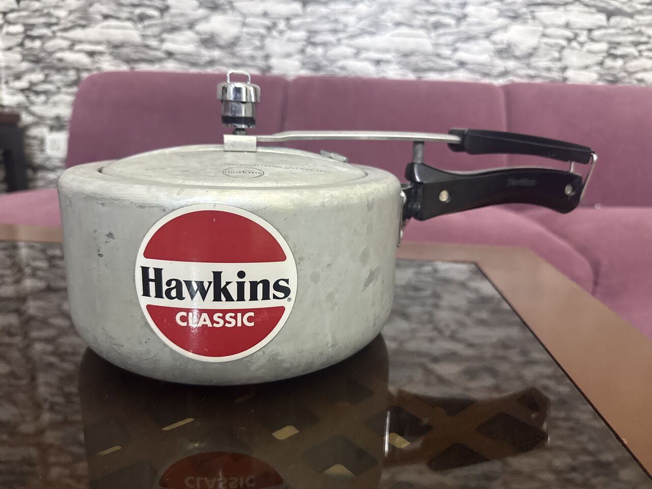 Juffair, Household Items, BHD 2,  Hawkins Pressure Cooker ( 3.5lit)