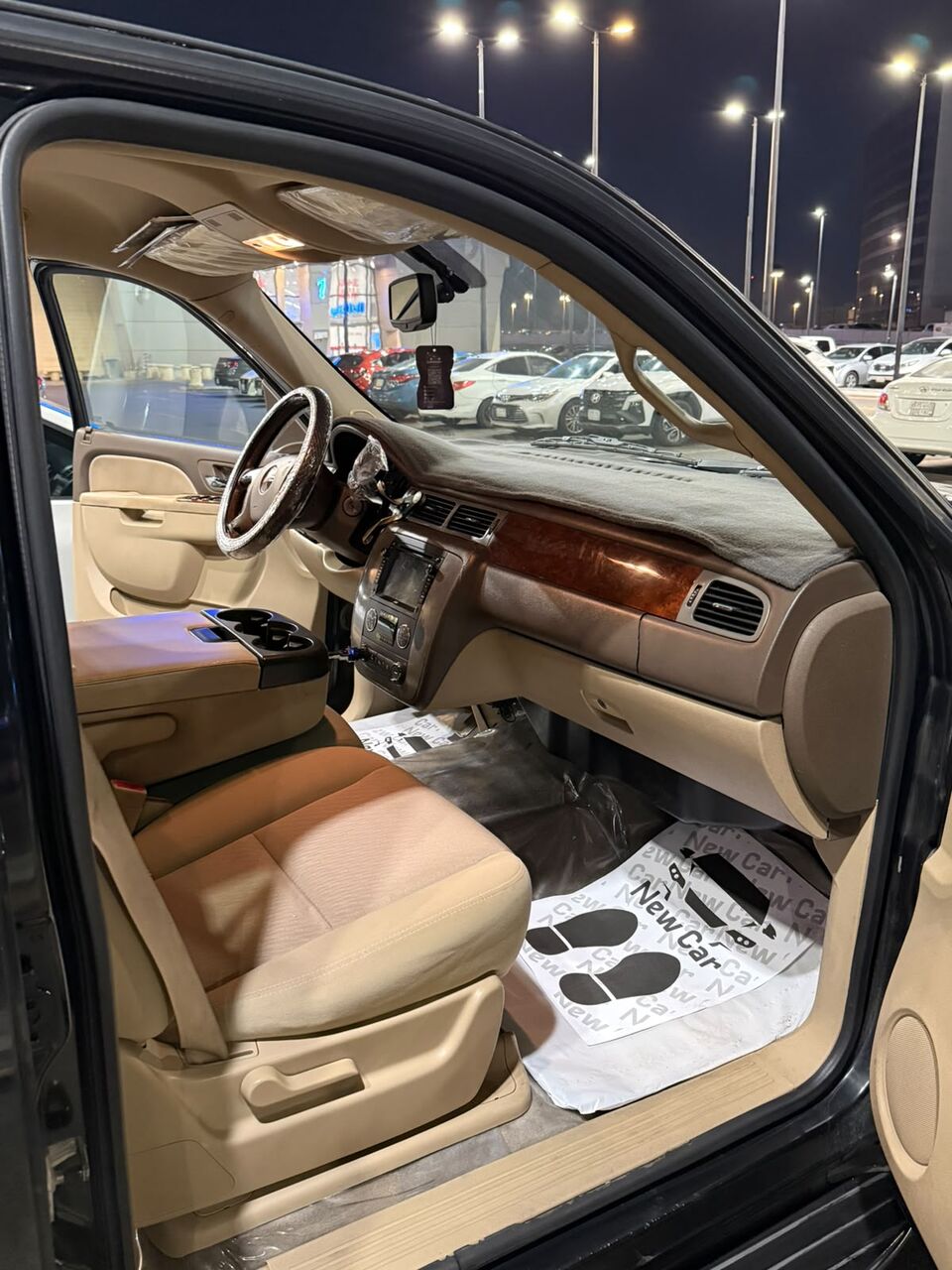 Jeddah, Vehicles, Cars & Trucks , SAR 33,  GMC Yukon SLE,  2011,  Automatic,  254000 KM,  Serious Buyer