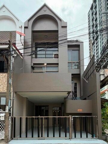 Bangkok, Villas, THB 65000,  22 Sq. Feet,  ให้เช่าทาวน์เฮาส์ 2 ชั้นเล่นระดับ ซอ