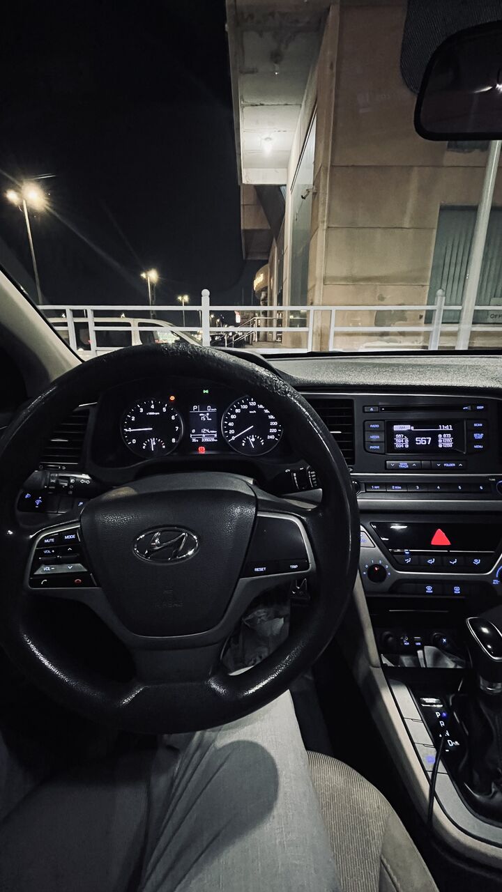 Jeddah, Vehicles, Cars & Trucks , SAR 290000,  Hyundai Elantra GT,  2017,  Automatic,  340000 KM,  Hyundai Elantra Half Full Option